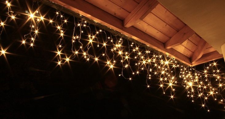 Новогодняя гирлянда Бахрома 300 LED, Белый теплый свет 14 м + Ночной датчик