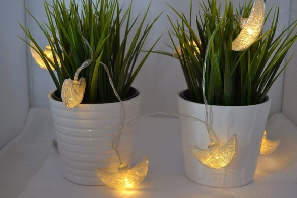 Новорічна гірлянда "Місяць" 8 LED, Біле тепле світло, на пальчикових батарейках