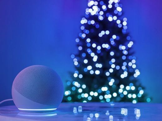 Світлодіодні різдвяні гірлянди Twinkly Strings 750 RGB, чорний кабель, 60 м, IP44
