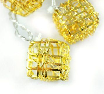 Новогодняя гирлянда "Кубики" LED x 10, Белый теплый свет, На пальчиковых батарейках