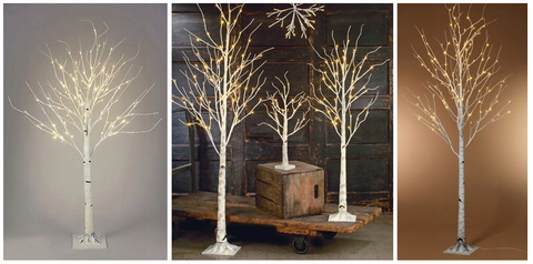 Декоративное световое оформление деревьев светящимися гирляндами.