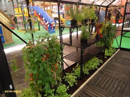 Теплиця садова чорна (11,5 м&sup2;; 2,57 &times; 4,46 м) | загартоване скло + база