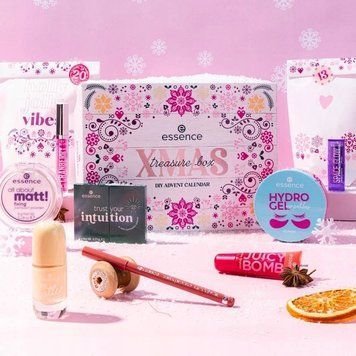 Рождественский календарь косметики Essence DIY